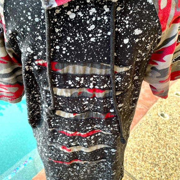 Short sleeve, Hoodie, size L - Picture 4 of 4